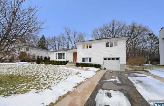 16 Gurney Terrace photos photos