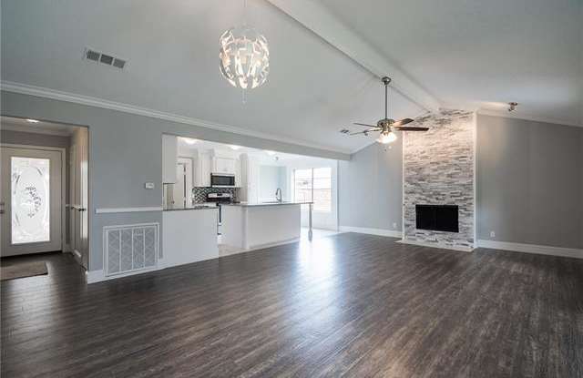1004 Terrebonne Court Gallery 2