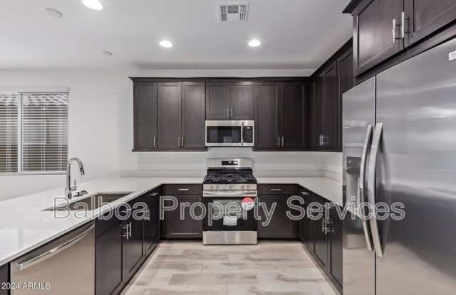 3063 E Hayfield Way Gallery 4