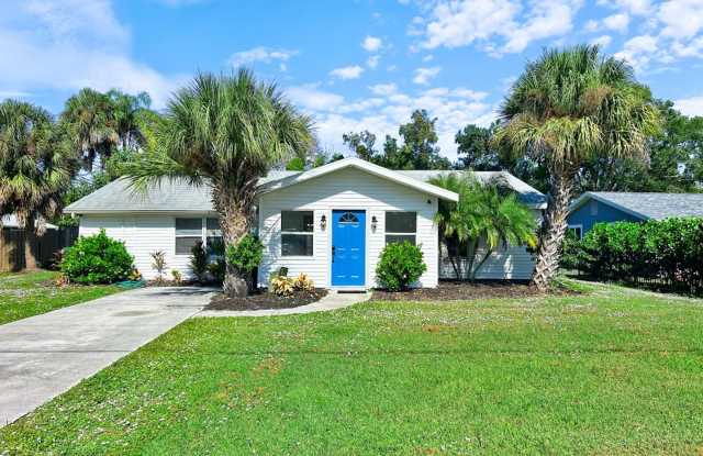 Stunning Sarasota Home with Pool – Minutes from Siesta Key Beach! | 3 Beds / 2 Baths photos photos