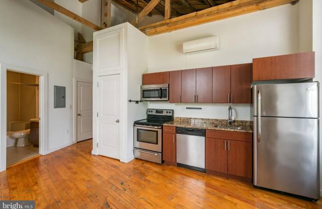 4 LEVERINGTON Avenue unit: 305 photos photos 4 LEVERINGTON Avenue unit: 305 photos photos
