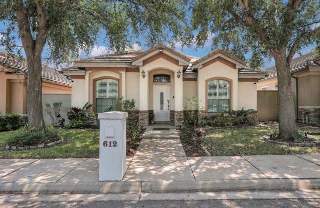 Fully Furnished  Move-In Ready! photos photos