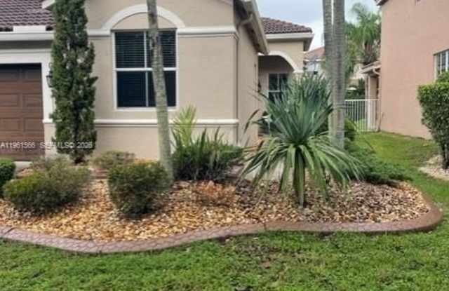 1538 Winterberry Ln photos photos