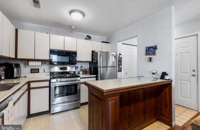 1102 DIAMOND Drive Gallery 4