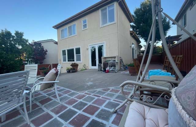 1013 Ridgeview Dr Gallery 3