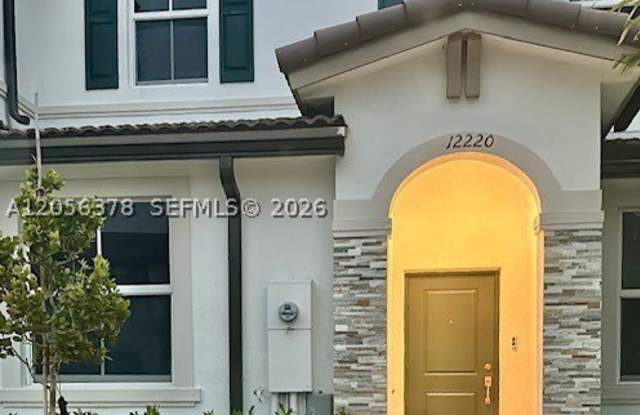 12220 NW 23rd Ct Gallery 1