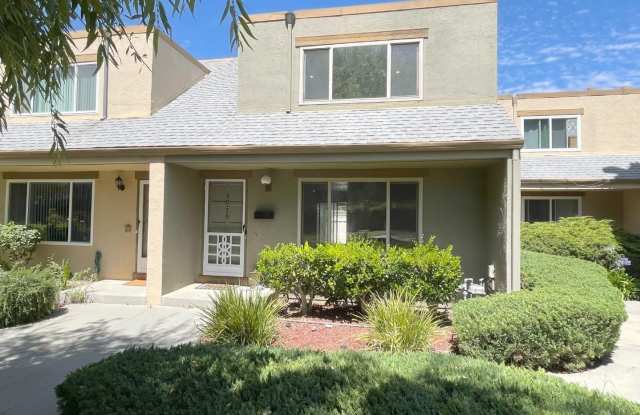 5070 Plaza Corona photos photos