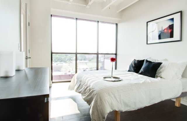 1212 Gallery 3