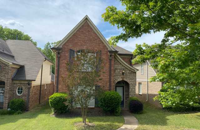 ADORABLE TWO STORY HOME IN GREAT LOCATION! photos photos