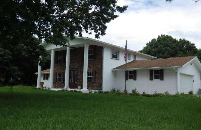 5950 Whipoorwill Lane Gallery 1