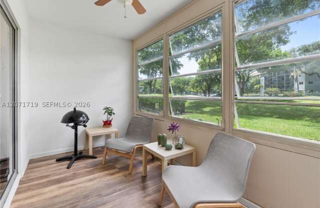 12750 SW 4th Ct Gallery 4