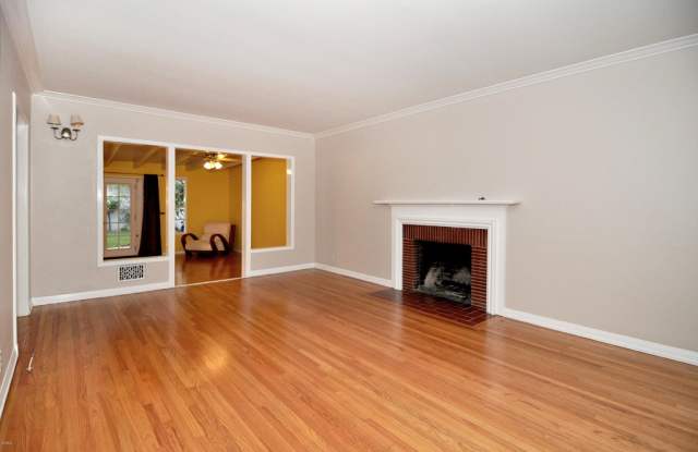 377 Wenham Road Gallery 2