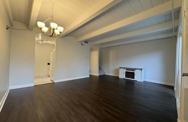 1558 Center Road photos photos