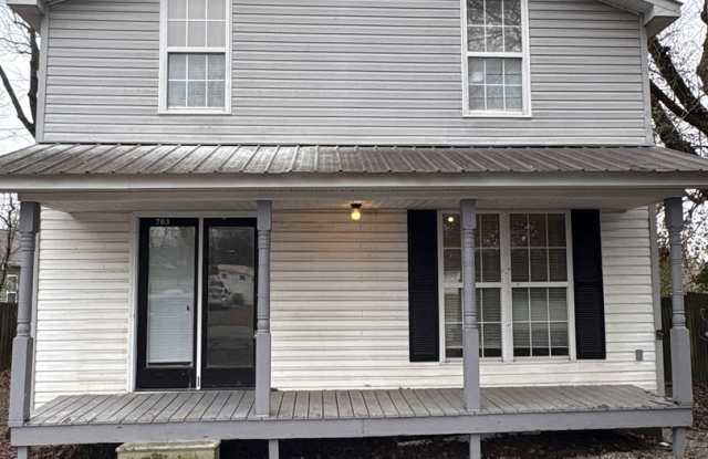 Charming Home in the Center of Tullahoma... photos photos