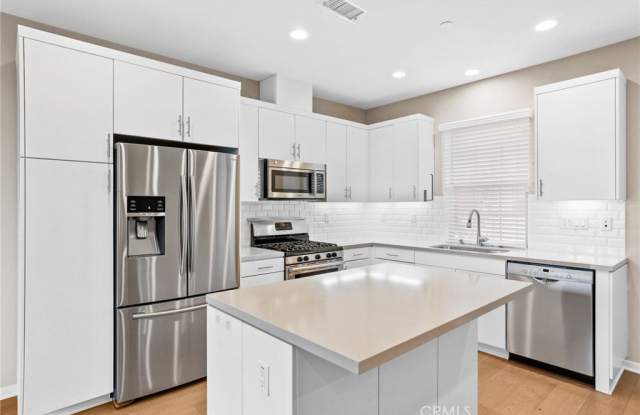 102 Briarberry photos photos