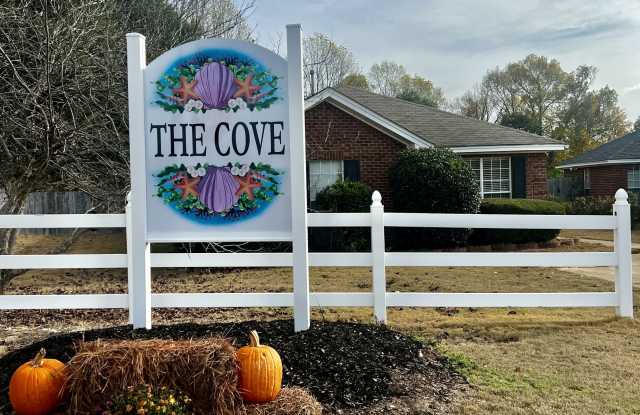801 Cottage LanePrattville Gallery 2