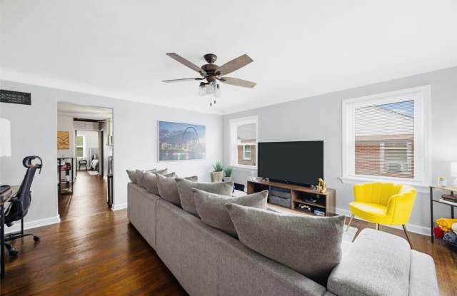 2260 Woodson Rd photos photos