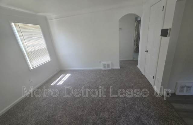 19425 Faust Avenue Gallery 2