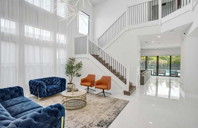17523 RAINSTREAM Gallery 3