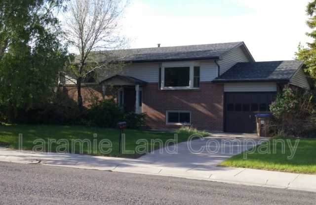 1610 East Arnold Street photos photos