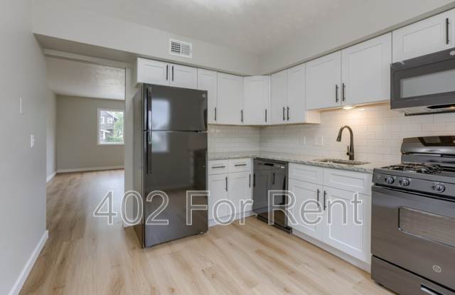 4715 Davenport Street - 8 Gallery 1