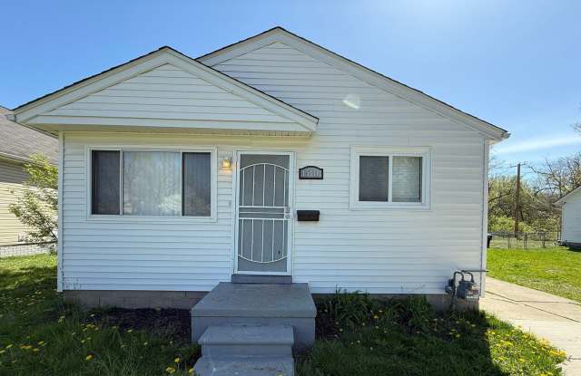 Renovated 3-Bedroom Ranch with 2-Car Garage – We Welcome Section 8! photos photos