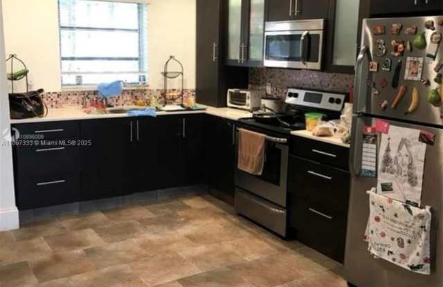 7344 SW 82nd St photos photos