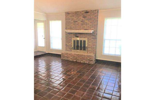 8425 Donna Drive Gallery 2