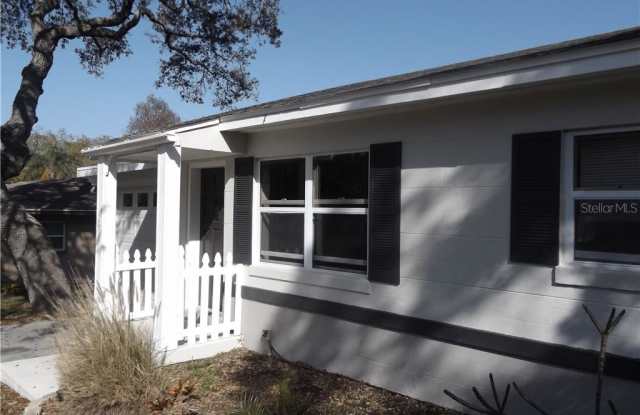 14765 WILDWOOD DRIVE Gallery 3