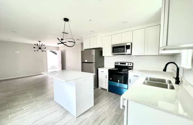 3516 S Dominque Dr photos photos