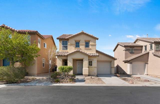 READY TO MOVE-IN 2-STORY HOME IN SILVERADO RANCH! photos photos