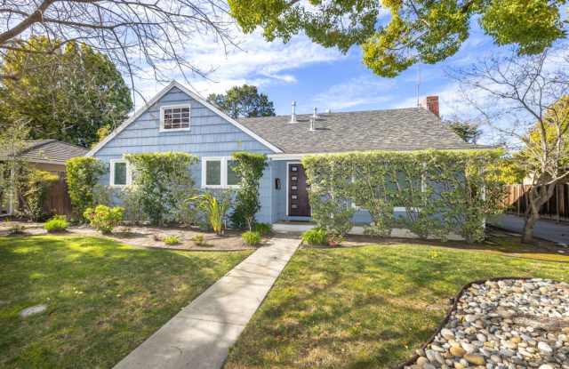 Elegant 3 Bed 2 Bath Home, Beautifully Remodeled in 2011 photos photos