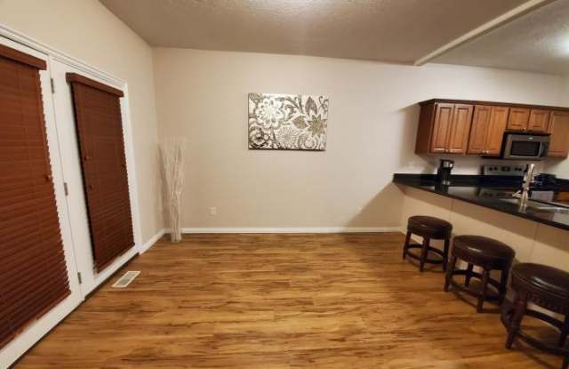 10948 Birch Creek Road Gallery 2