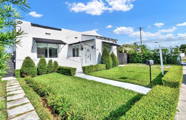616 SW 73 AVE - 616 Southwest 73rd Avenue, Miami, FL 33144