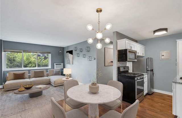 504 W Franklin Avenue photos photos