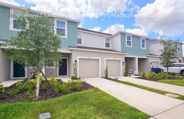 OUTSTANDING BRAND NEW TOWNHOME! SKYE RANCH SARASOTA! 3 BED/ 2.5 Bath! photos photos