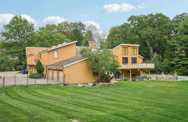 16 SCHAFFER RD photos photos