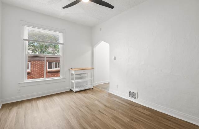 1325 Corona Gallery 2