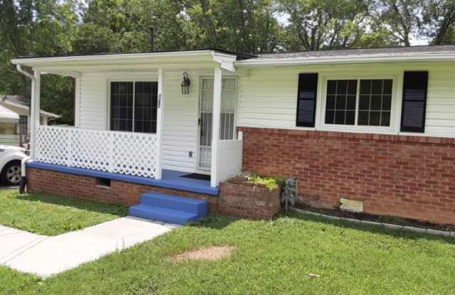 Prime location off turnpike photos photos