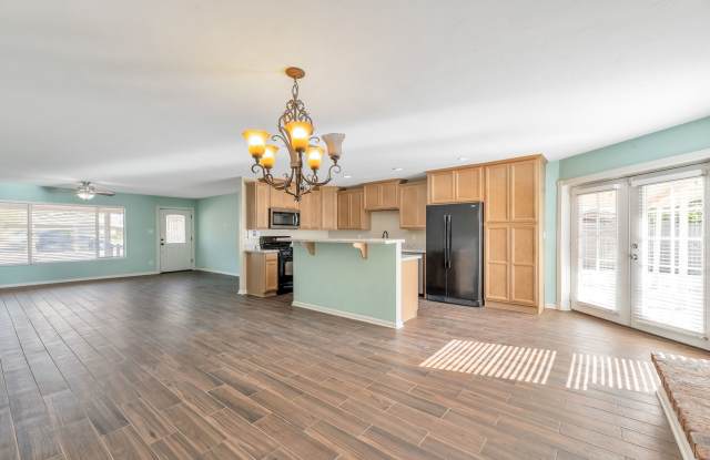 Newly Updated 3 Bedroom 2 Bath Home in Scottsdale - 8707 East Chaparral Road, Scottsdale, AZ 85250