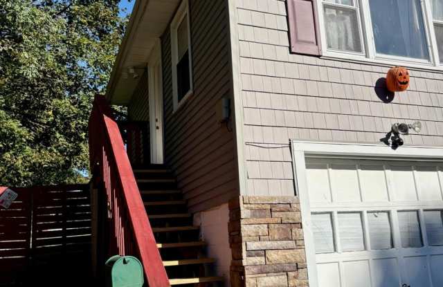 45 Valley Road Gallery 1