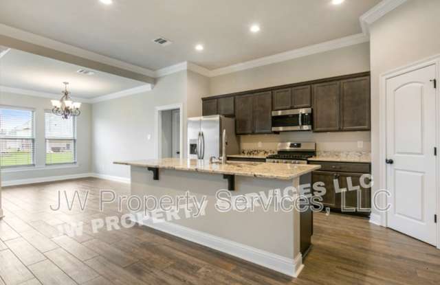 612 Clairborne Trails Drive Gallery 3