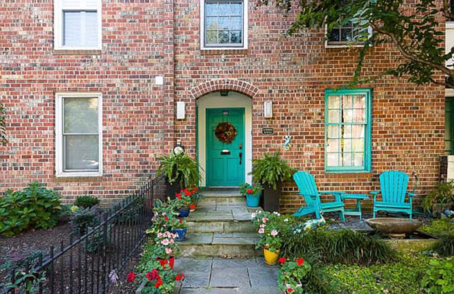 149 D ST SE #1 - 149 D Street Southeast, Washington, DC 20003