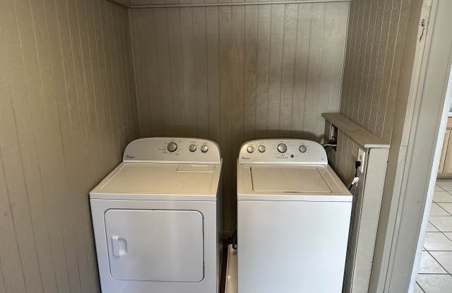 421 Gossett St - 421 Gossett Street, Winston-Salem, NC 27105