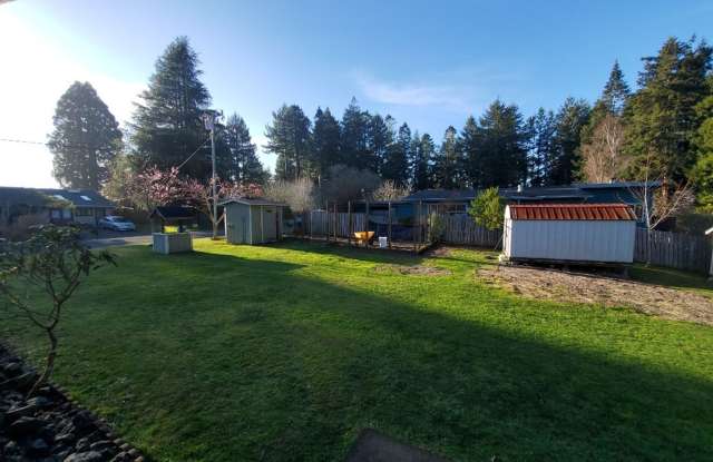 Spacious 1 bedroom with deck, wooded view  garden area. Most utilities included. photos photos