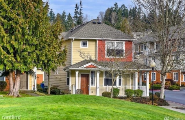 547 225th Pl NE - 547 225th Place Northeast, Sammamish, WA 98074