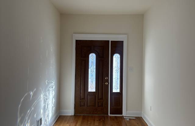 166 W Washington Ave photos photos