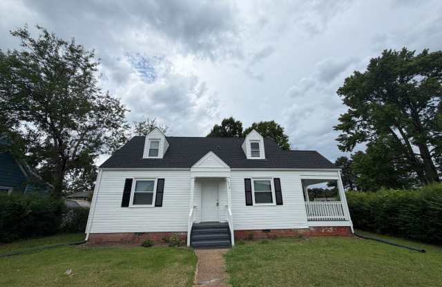 4-bedroom 2 full bathroom cape for rent photos photos