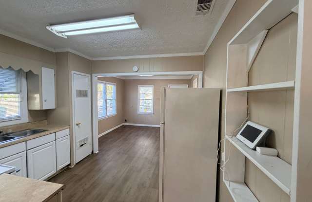 2Bedroom/1Bath Home located in Valdosta photos photos