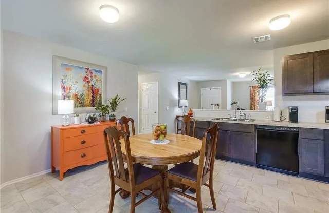 10120 Sussex Place Gallery 4